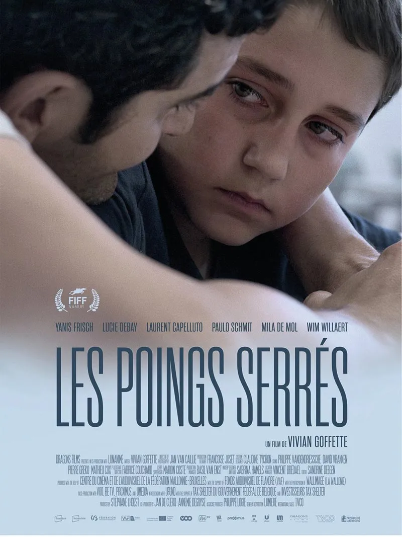 affiche du film Les Poings serrés